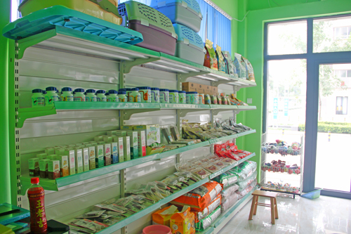 廊坊香河安平寵物店產品貨架